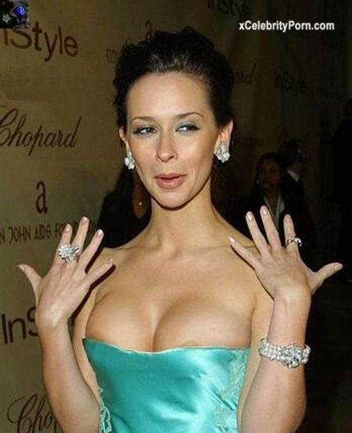 Jennifer Love Hewitt Ensenando sus Grandes Pechos - famosas-desnudas-celebrityporn-tetas-descuido-fotos-filtradas (2)